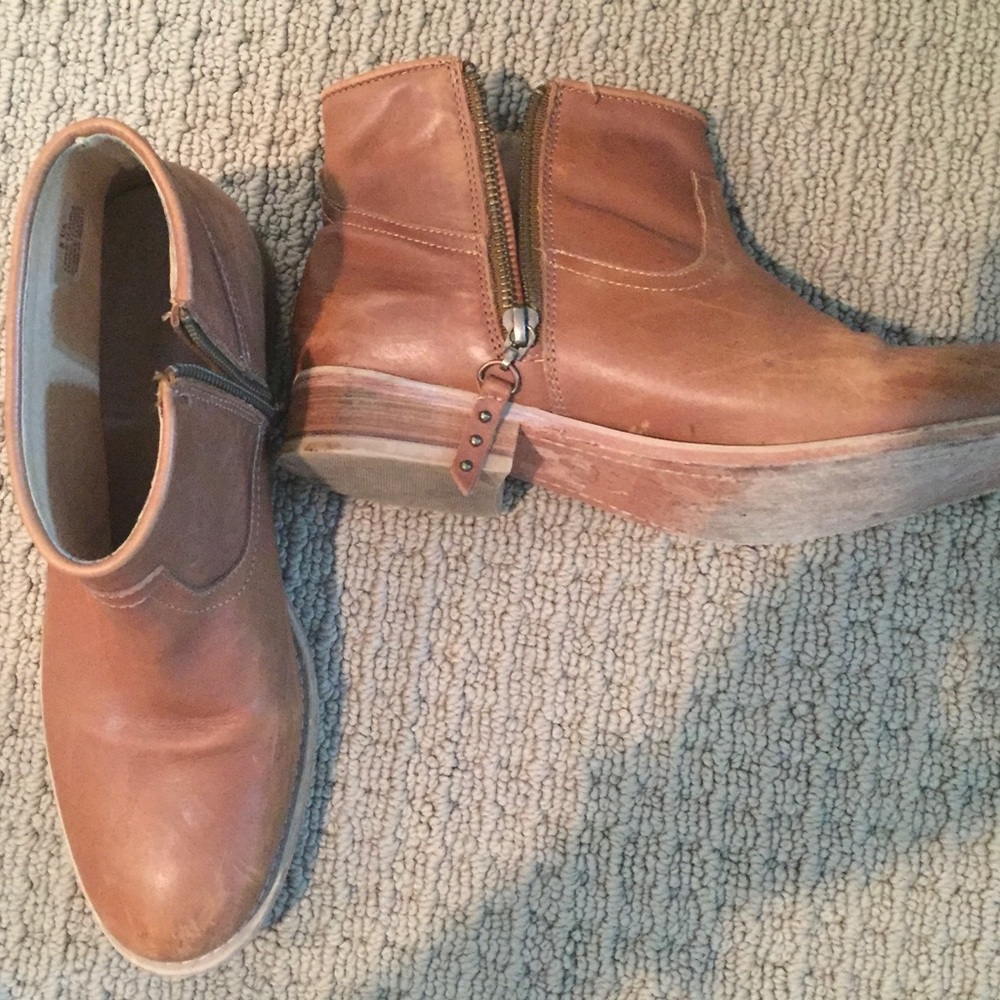 Tan Leather Booties